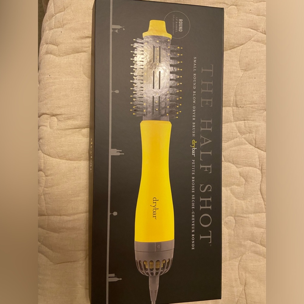 Drybar The Half Shot Small Round Blow-Dryer Brush